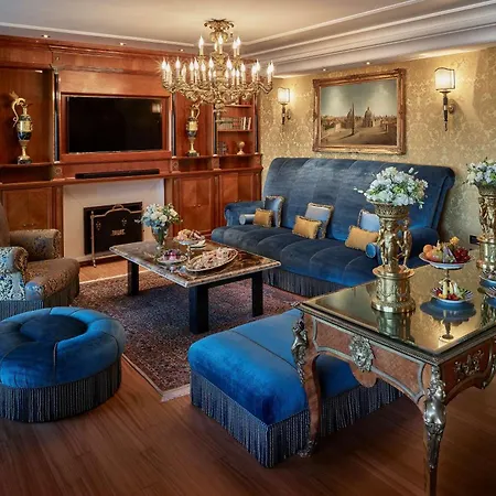 Feriested Cavalieri, A Waldorf Astoria Rom