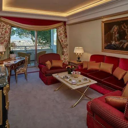 Feriested Cavalieri, A Waldorf Astoria 5*