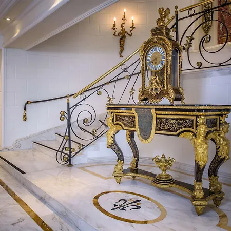 Feriested Cavalieri, A Waldorf Astoria Rom