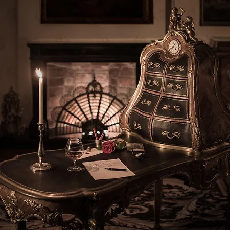 Üdülőközpont Cavalieri, A Waldorf Astoria 5*