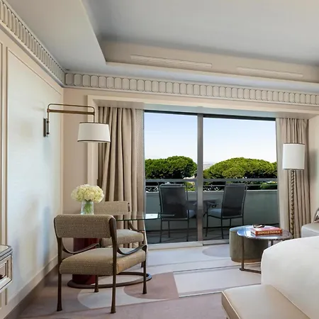 Cavalieri, A Waldorf Astoria 5* Roma