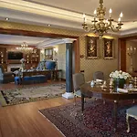 リゾート Cavalieri, A Waldorf Astoria