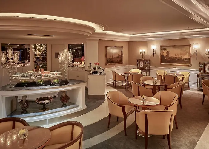 Cavalieri, A Waldorf Astoria Station touristique Rome