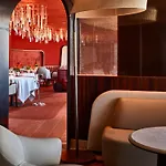 Cavalieri, A Waldorf Astoria 리조트